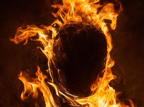 72-летний ревнивец пытался сжечь живьем сожительницу из Воронежской области