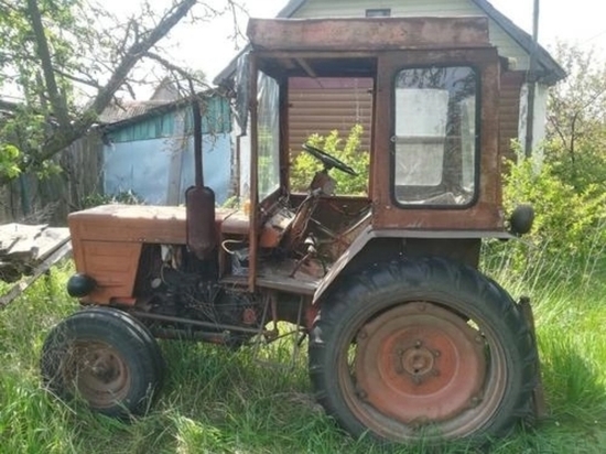 Липчанин угнал у родственника трактор, чтобы помочь подруге в огороде