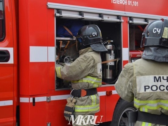 Пожар произошел в ТЦ «Универсал» на улице Журавлева в Чите