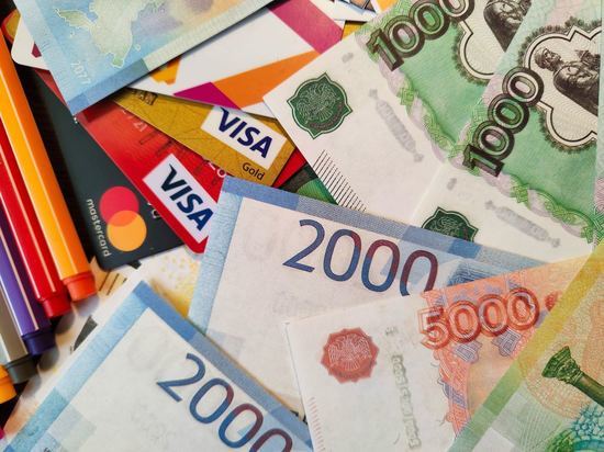 Эксперт отметил роль рублёвых вкладов в сберегательной стратегии красноярцев