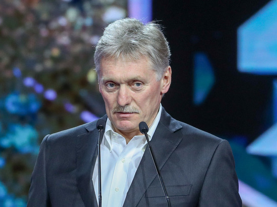 Песков: у Кремля нет позиции насчет изменения длительности рабочей недели