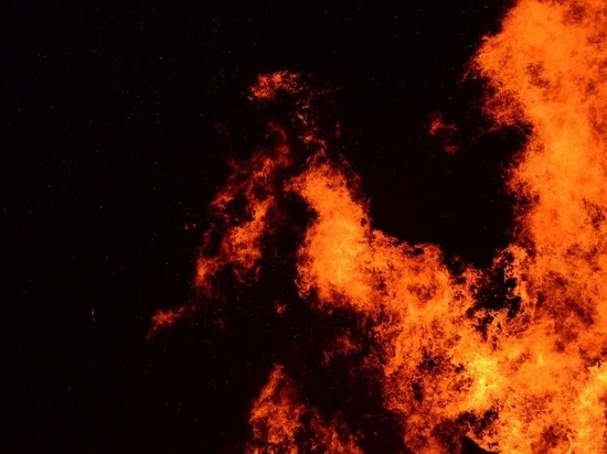 Нетрезвый смолянин пытался похитить топливо из чужой машины, но что-то пошло не так