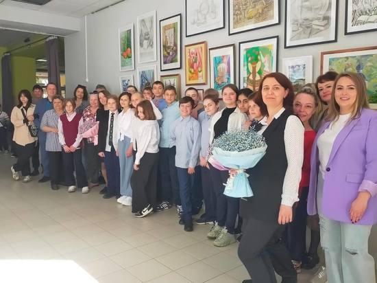В Серпухове открылась персональная выставка ученицы Пролетарской школы