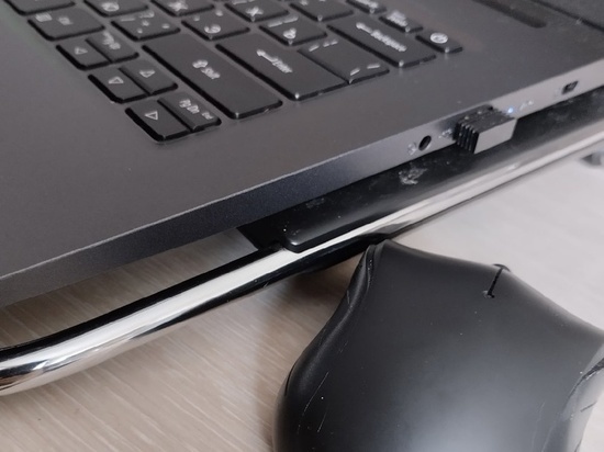 Сахалин модернизирует компьютерные классы шахтерской гимназии