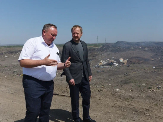 Губернатор Томенко побывал на свалке в Краснощеково, где ранее произошел пожар
