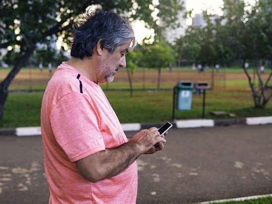 Интернет спасает стариков от деменции: ошеломительное открытие ученых