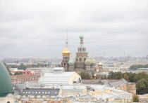 Весна и Петербург – необычайно романтичное и красивое сочетание. Так решили и туристы, приезжавшие в Северную столицу весной 2023 года. По данным исследования сервиса OneTwoTrip, Петербург вошел в тройку самых популярных городов у туристов этой весной.