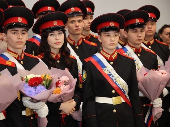 Для школьников Ханты-Мансийска отзвенел последний звонок