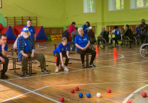 Краевой физкультурно-спортивный фестиваль инвалидов организовали в загородном лагере «Энергетик» под Хабаровском. На мероприятие приехали 19 команд из 14 районов