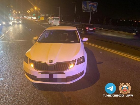 31-летняя автоледи из Уфы пострадала при столкновении попутных иномарок