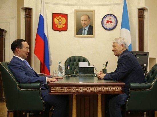 Айсен Николаев и Михаил Николаев обсудили социально-экономическое развитие Якутии