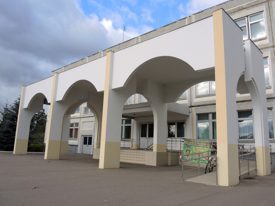 Стали известны закупки на благоустройство и поставку оборудования в подмосковные школы