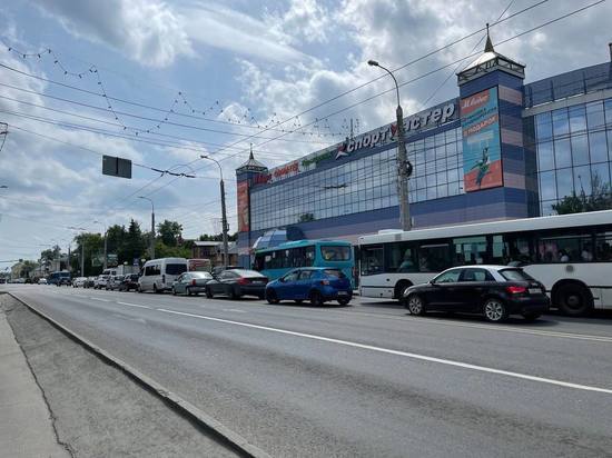 Пензенцы в шоке: из-за закрытия улицы Суворова в городе случился транспортный коллапс