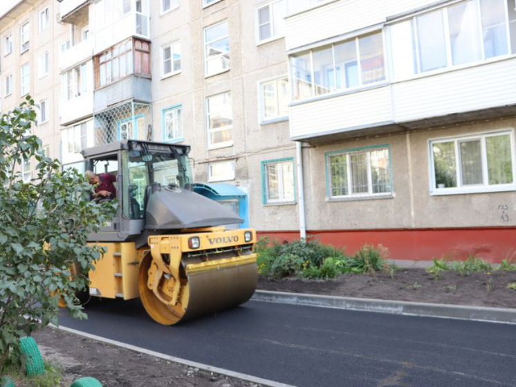 Из бюджета Омской области распределили 250 миллионов рублей на благоустройство дворов