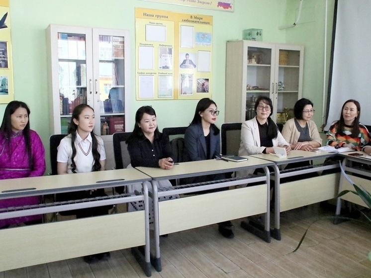 Тувинские и алтайские депутаты посетили  филиал Улан-Баторского госуниверситета
