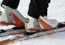 Пресс-служба Международной лыжной федерации сообщила, что российские и белорусские спортсмены останутся отстранены от участия в соревнованиях, которые проводит организация