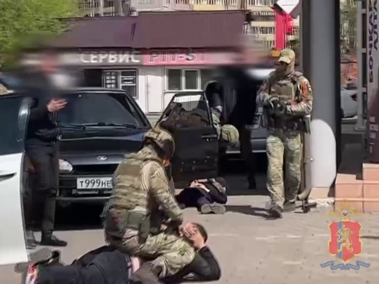В Красноярске прошла масштабная спецоперация по задержанию банды автоподставщиков