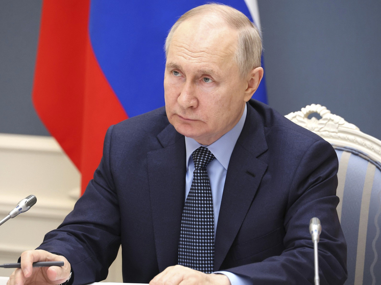Путин заявил, что сотрудничество в рамках ЕАЭС продвигается весьма успешно