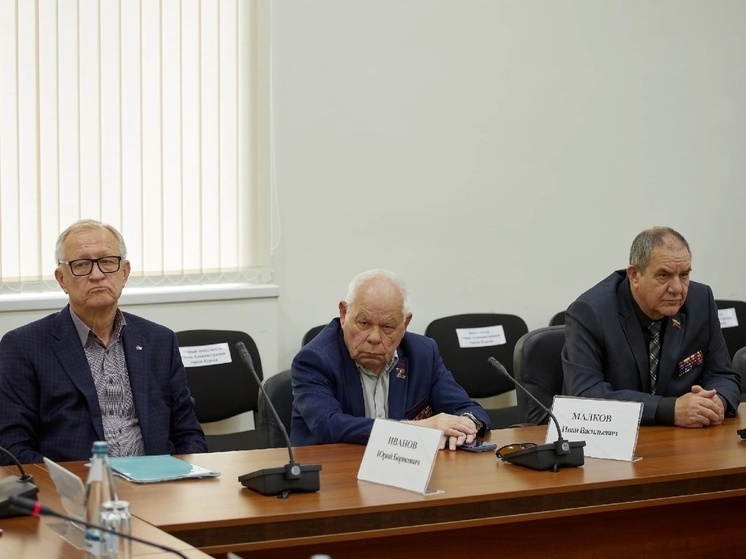 Общественный совет Курска возглавил первый мэр города Юрий Иванов