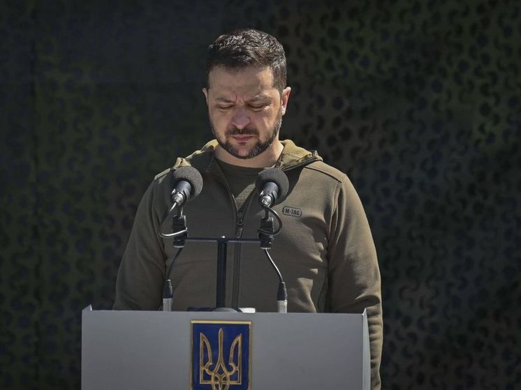 Правозащитник Барака назвал причину частых отъездов Зеленского