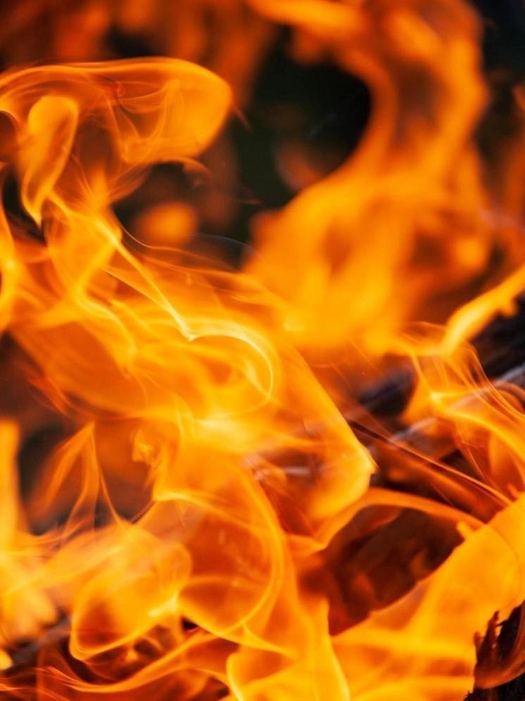 В Бурятии 26-летний парень получил ожоги на пожаре в гараже