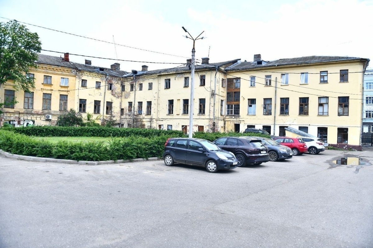 Мэр Ярославля пообещал отнять у собственников разрушающийся дом