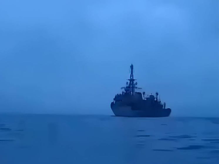 Корабль "Иван Хурс" вернулся в Севастополь после атаки морских дронов