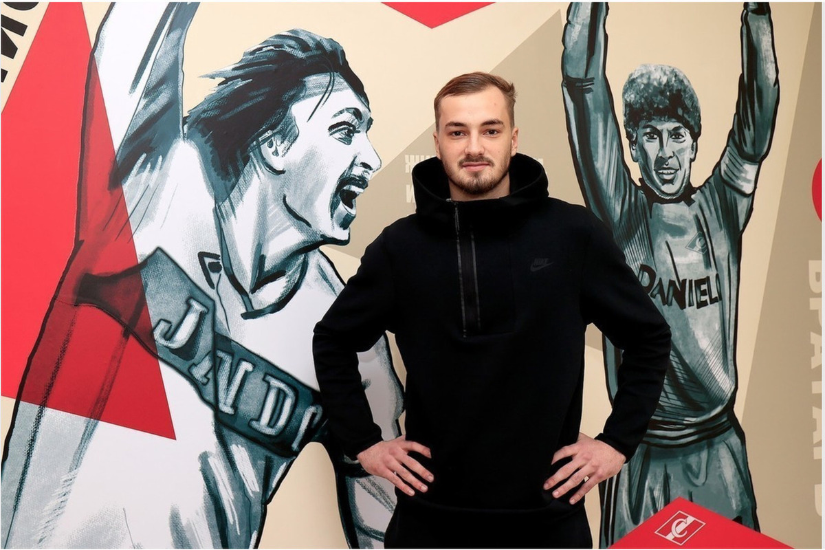 В «Факеле» сообщили, что Свинов по окончании сезона вернется в «Спартак»