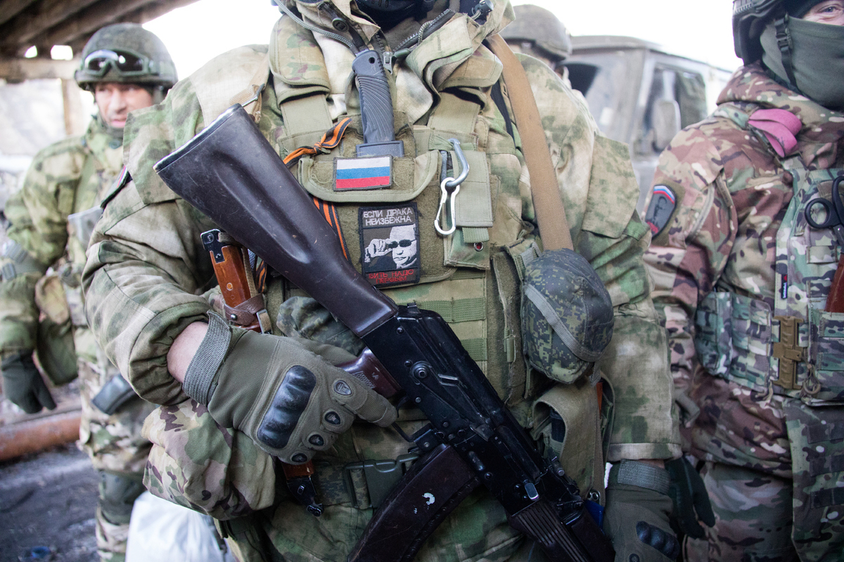 "Kalashnikov" showed the updated AK-12