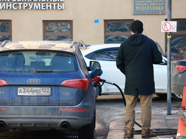 В Калининграде снова повысили цены на бензин и дизель