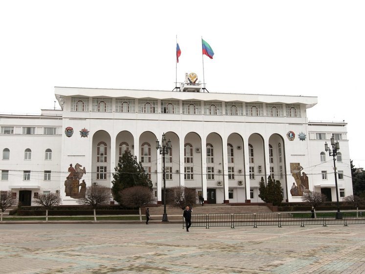 Премьер Дагестана инициировал ряд кадровых решений в правительстве