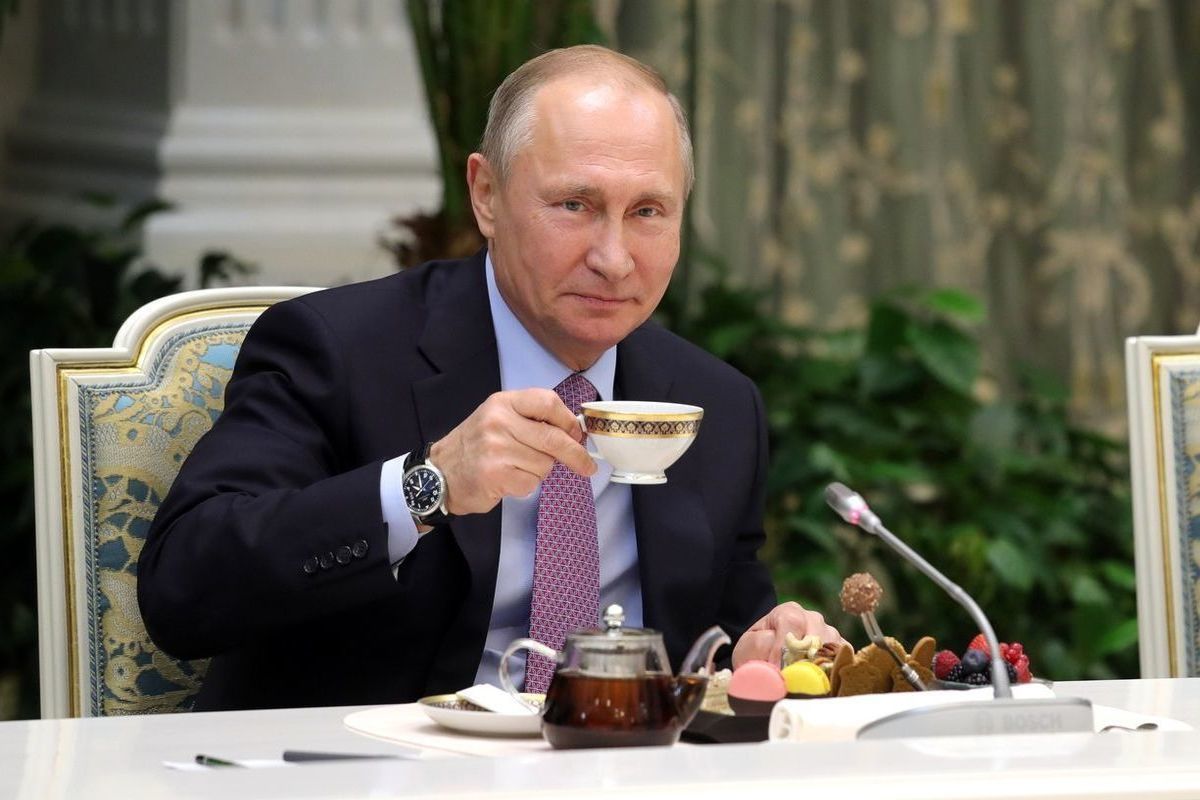 "We all love tea": Putin tried Ivan tea