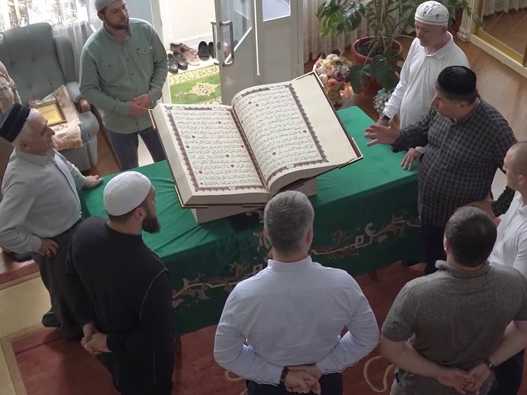 Мужчина из Дагестана быстрее всех переписал Коран