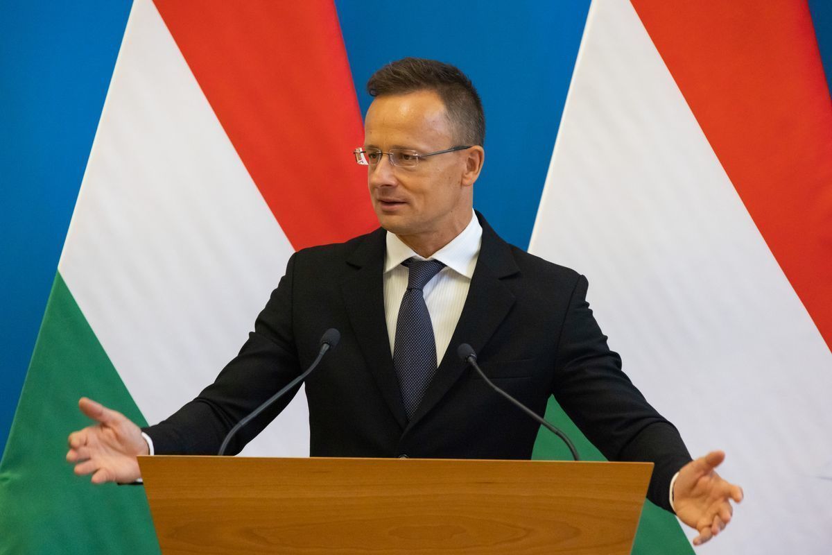 Hungarian Foreign Minister Szijjarto spoke about attacks for his position on Ukraine