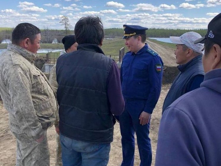 В Чурапчинском районе Якутии прокуратура проверит прорыв гидротехнического сооружения
