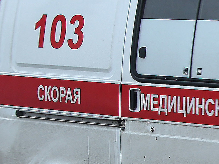 Во Владивостоке шестилетняя девочка погибла, упав с крыши на квадроцикле