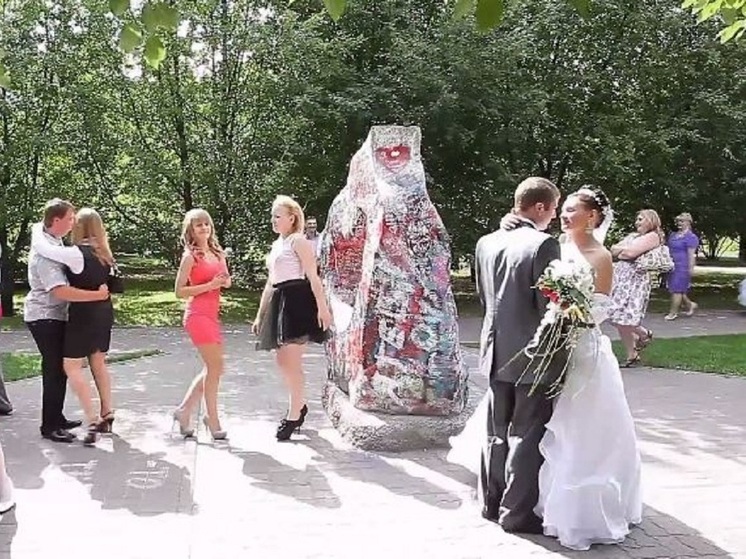 В Новосибирске вернут в Первомайский сквер знаменитую скульптуру сердца