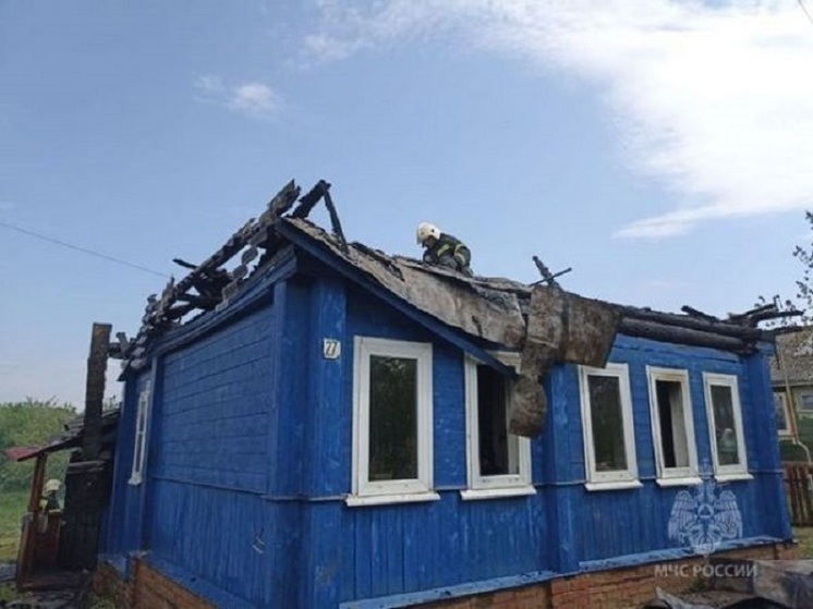 Ребенок сам выбрался из горящего жилого дома в Палехе Ивановской области