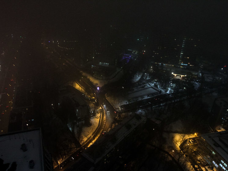 Очевидцы сообщили о третьей волне взрывов в Киеве