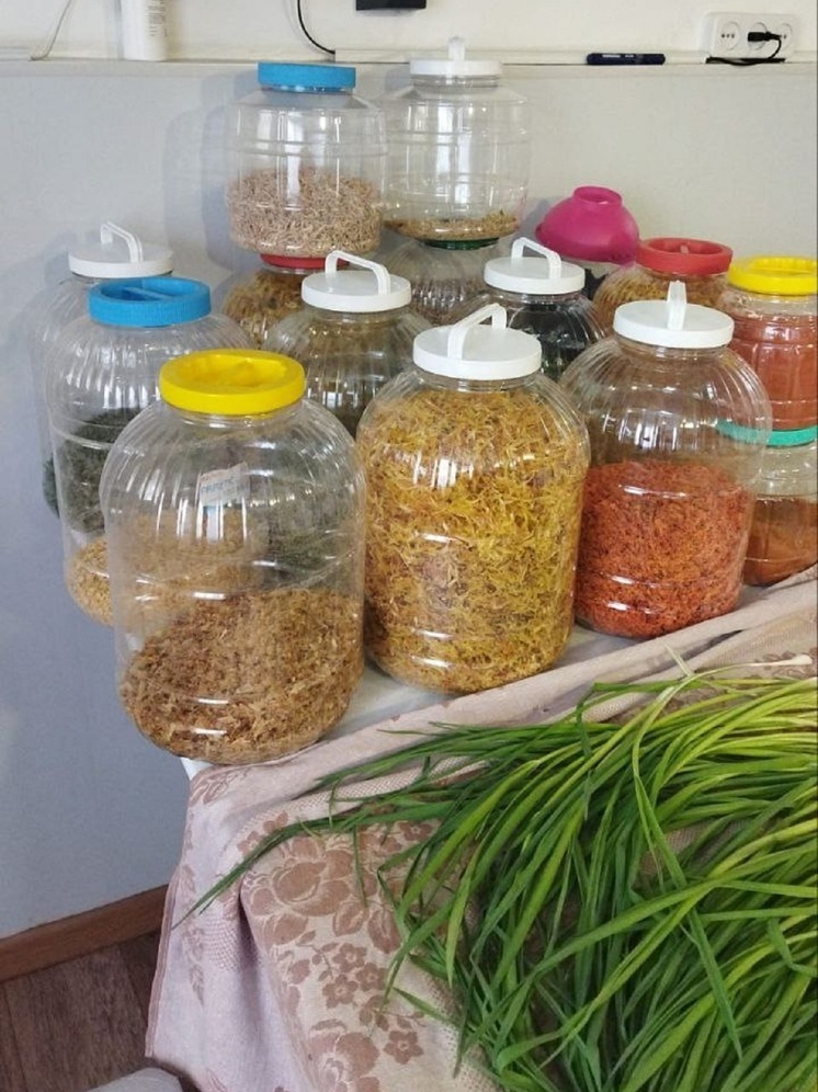 В станице Кировского округа организовали производство супов для бойцов спецоперации