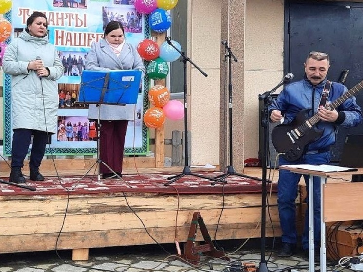 В Шурышкарском районе на концертах за день собрали больше 100 тысяч для поддержки бойцов СВО