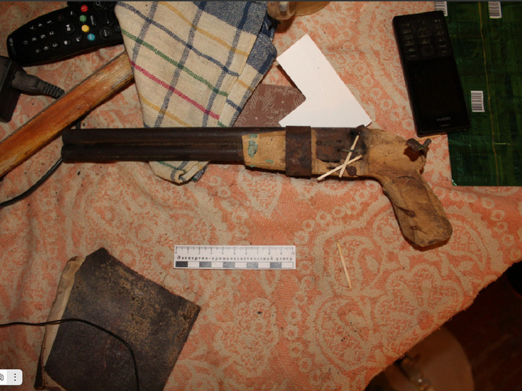 Взрывчатку, оружие и патроны нашли у жителей Свердловской области