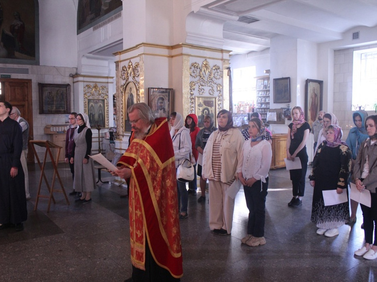 В Покровском соборе Великого Новгорода прошел молебен об участниках СВО