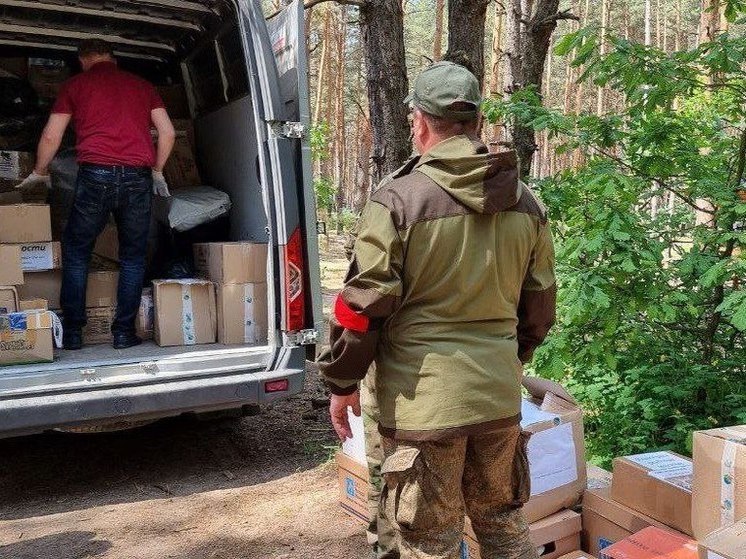 Из Владимира в зону СВО отправилась партия вещей, лекарств и снаряжения