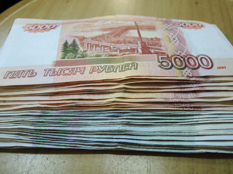 Красноярского бизнесмена вынудили вернуть дочери алименты на 28 млн рублей