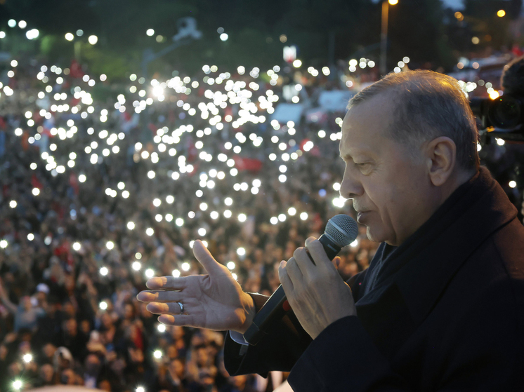 Почему западные столицы хранили молчание во время турецких выборов

