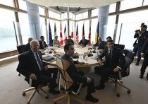 Итальянская газета La Repubblica со ссылкой на информированные источники сообщила, что страны G7 тайно разрабатывают "гарантии безопасности", которые будут предложены Киеву в случае урегулирования конфликта