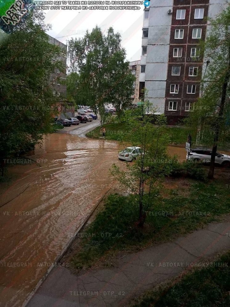 Двор одного из кузбасских городов превратился в «Венецию»