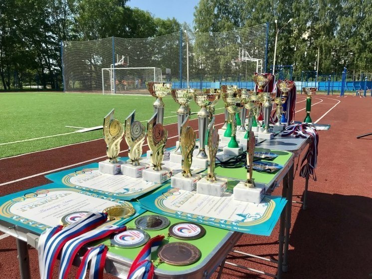 Пушкиногорские школьники стали лучшими на региональных «Президентских спортивных играх»