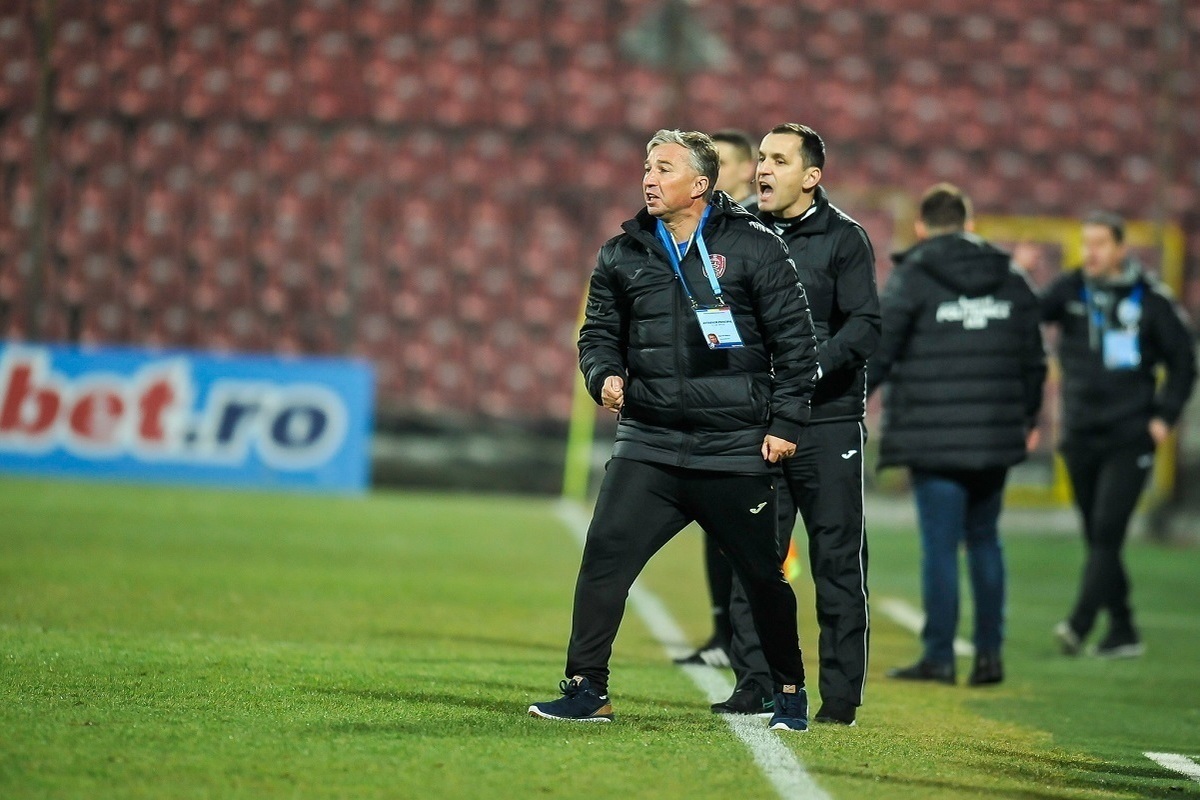 Дан Петреску обвинил футболистов Георге Хаджи в игре на соперника